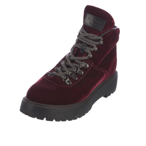 Prada Chelsea Boots - EU 41.5 - Picture 3 of 3